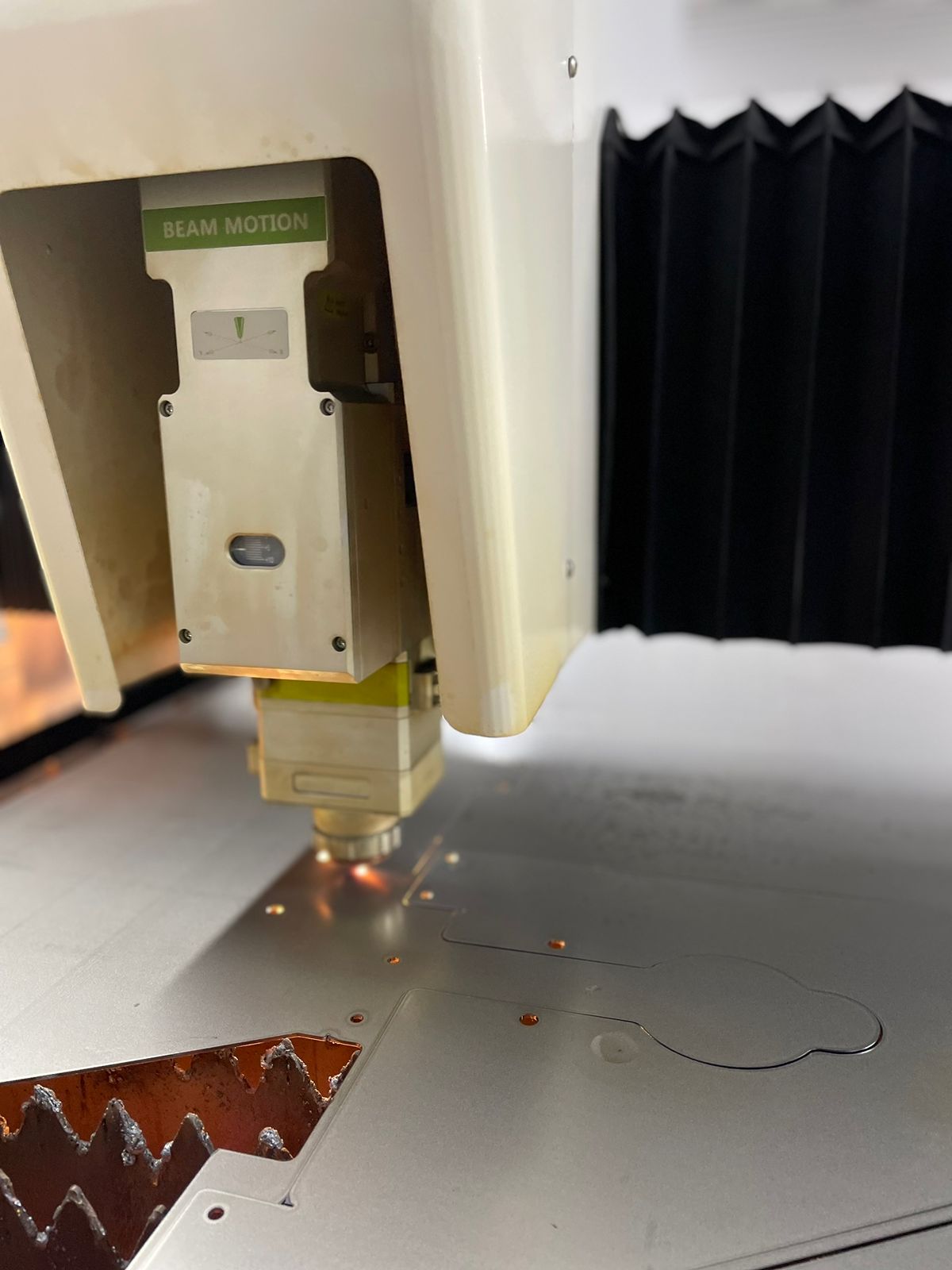 6839e622-862d-4067-8dcb-86e4bd90b4ba